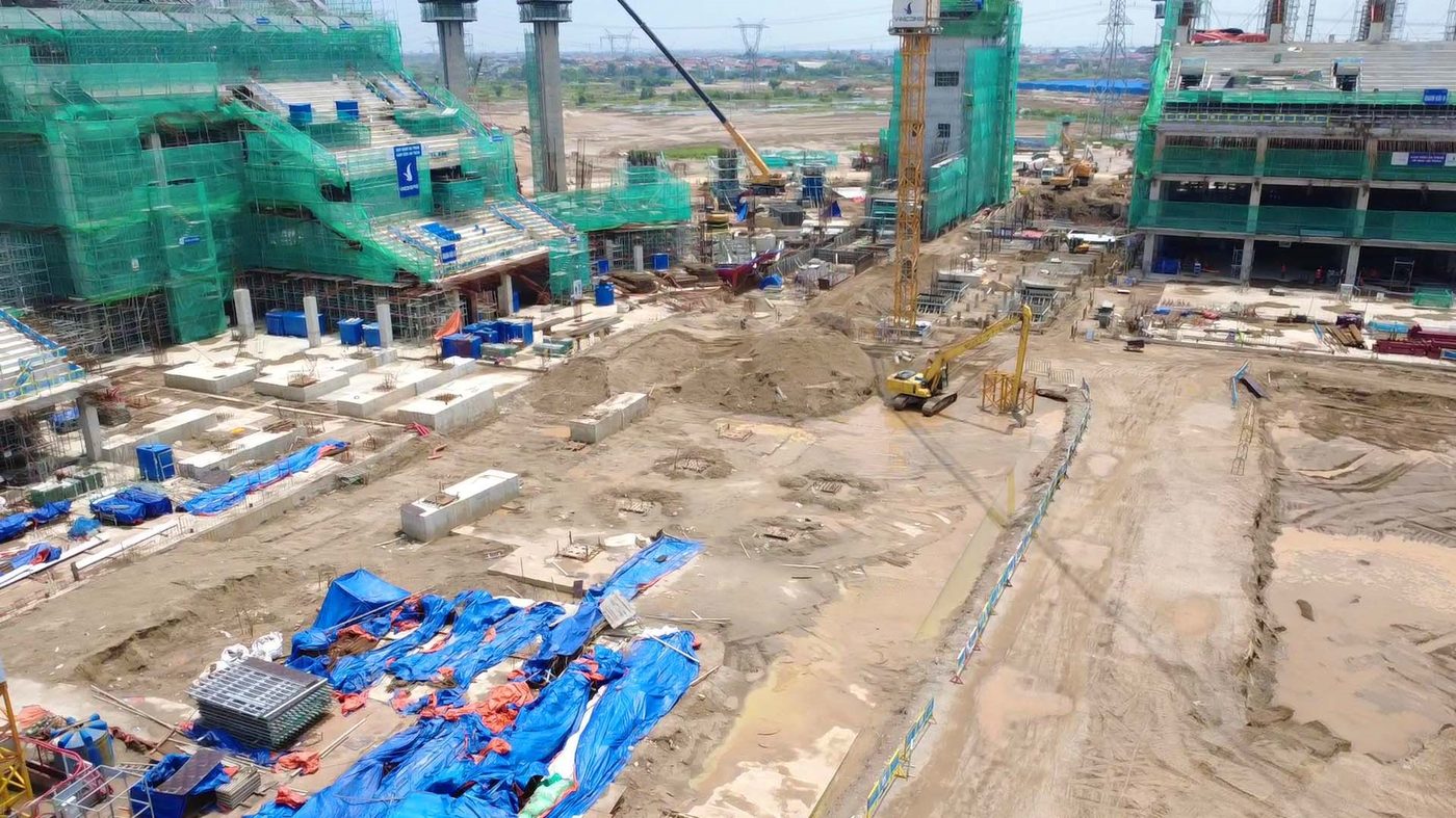 So sánh với khu liên hợp thể thao quốc gia Mỹ Đình