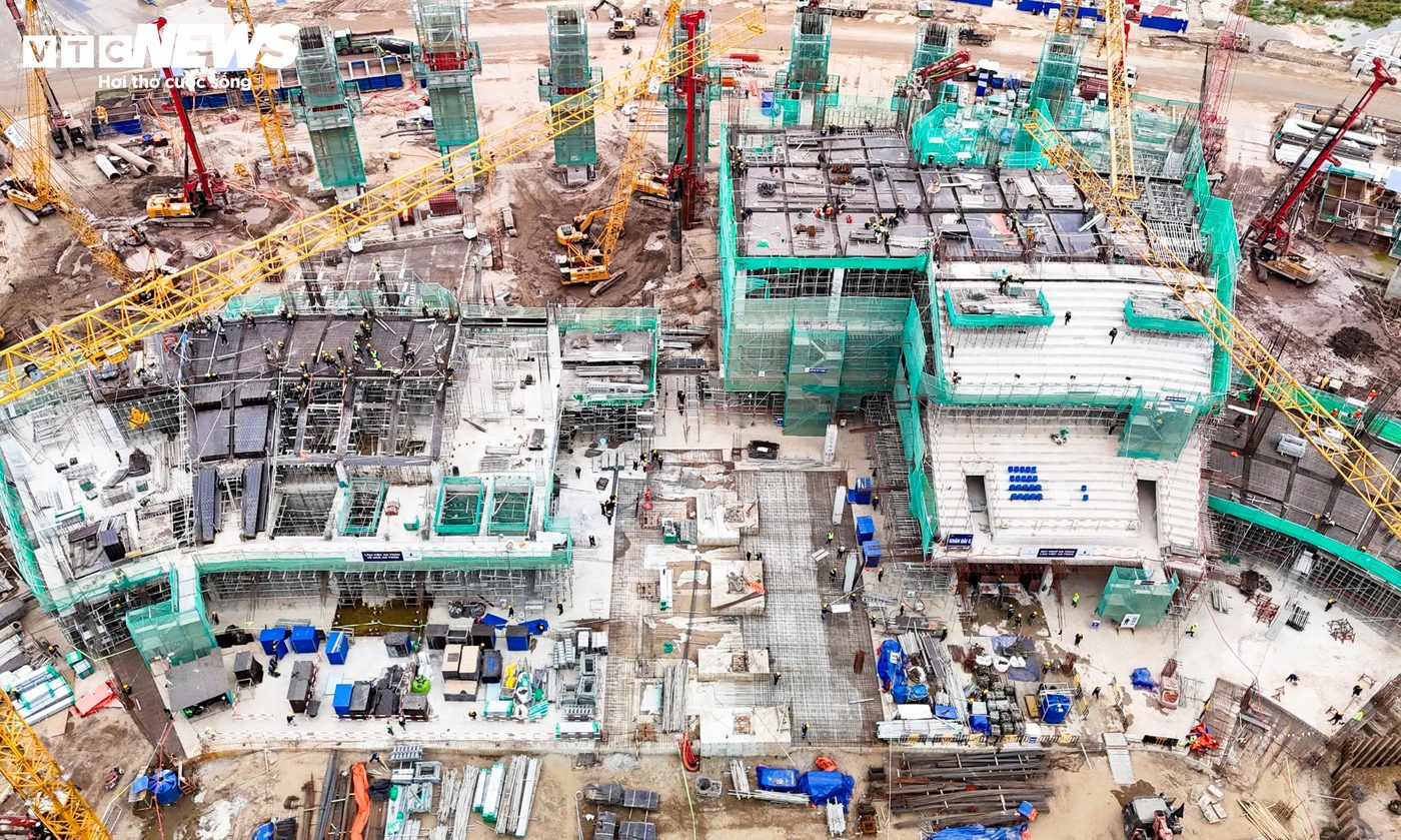 So sánh với khu liên hợp thể thao quốc gia Mỹ Đình